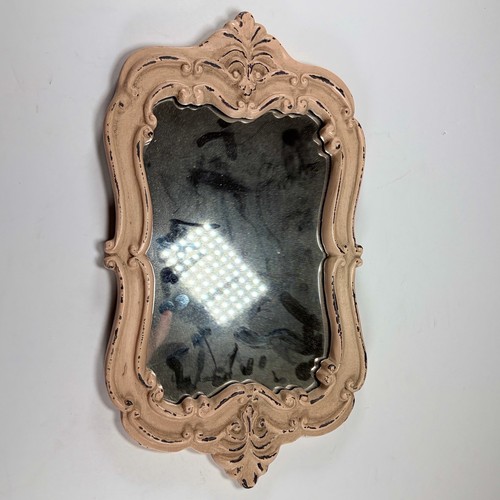 Light pink framed - light,
